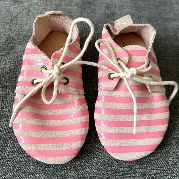 Beautiful Handmade Zuzzi Shoes - Picture 3 of 5